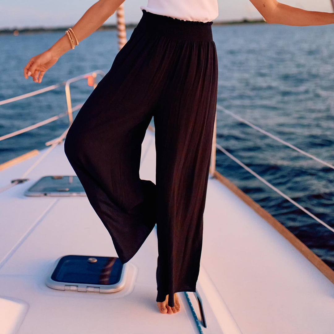 Krista Flowy Pant in Black