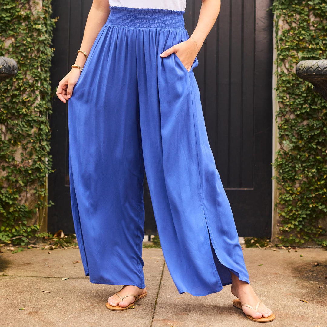 Krista Wide Leg Flowy Pants In Blue