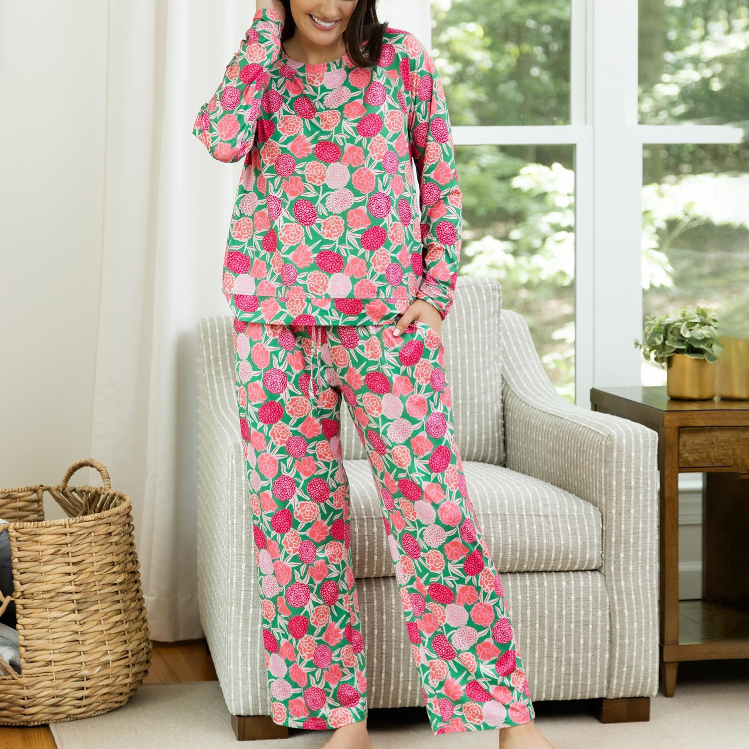 Pajamas and Sleepwear