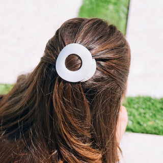 Teleties Flat Circle Hair Clip- Coconut White