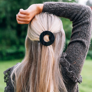 Teleties Flat Circle Hair Clip- Jet Black