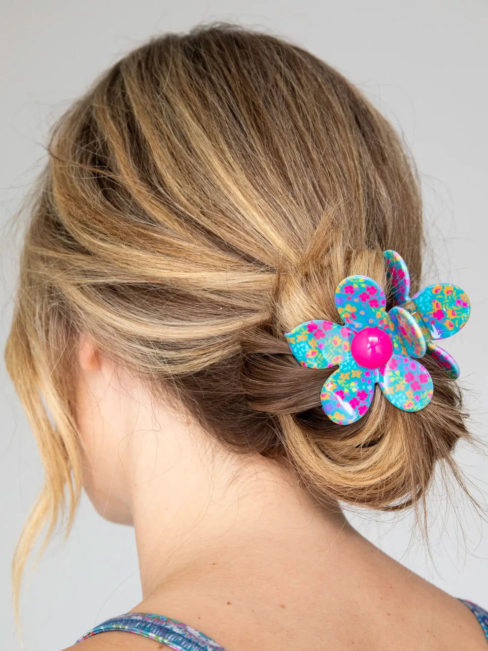 Daisy Flower Hair Clip- Neon Turquoise