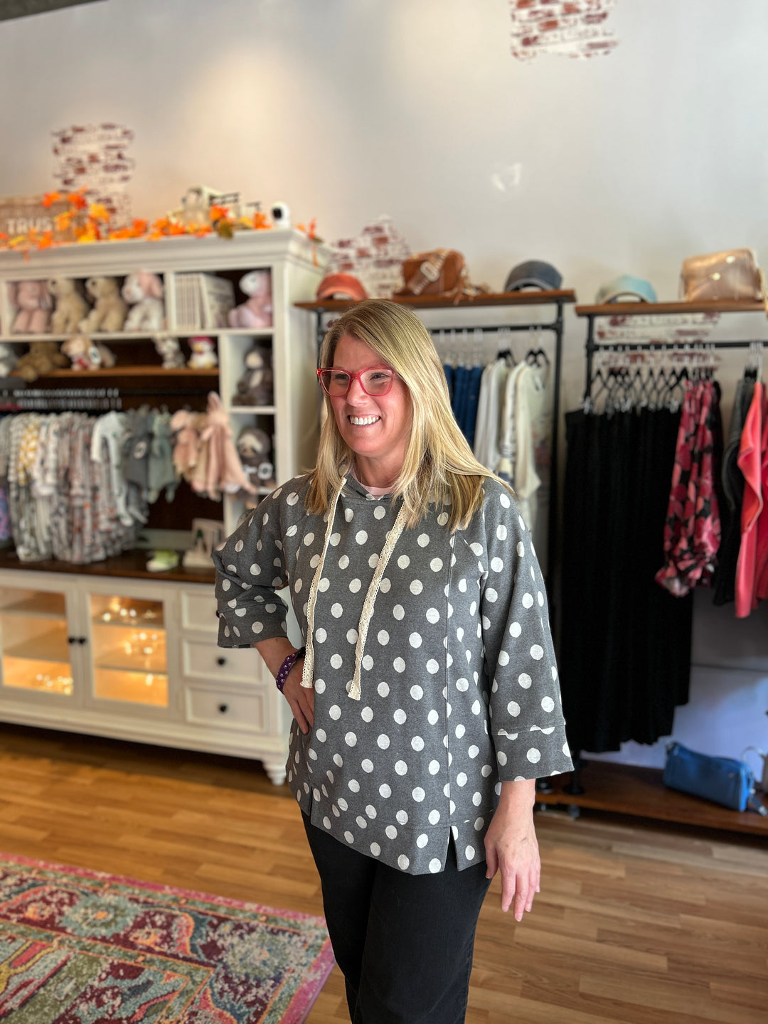 Polka Dot Printed Hoodie Tunic Top in Gray