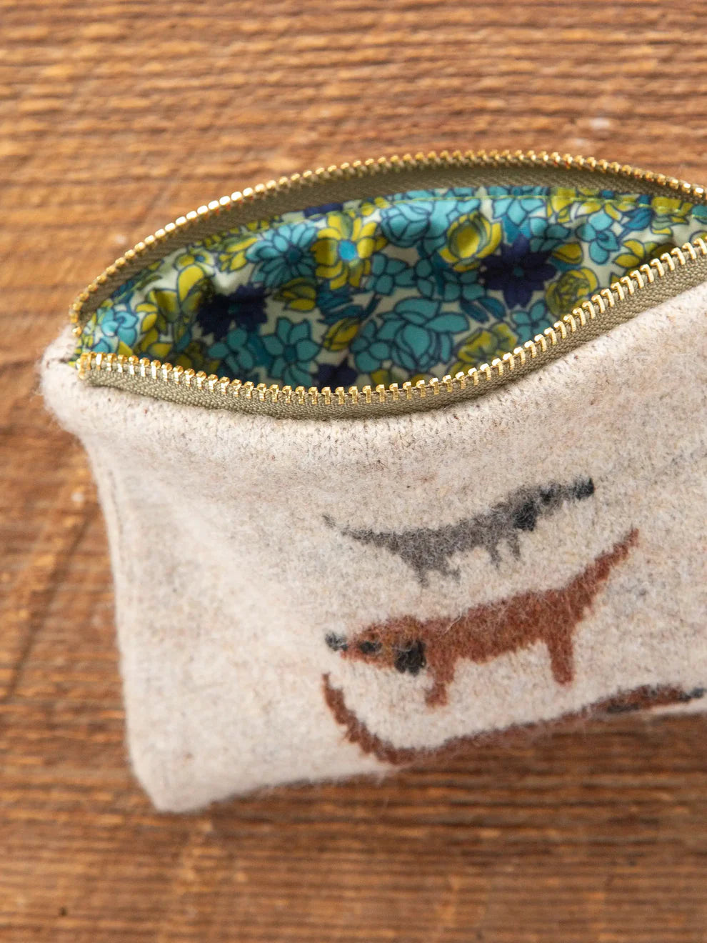 Intarsia Sweater Pouch- Dog