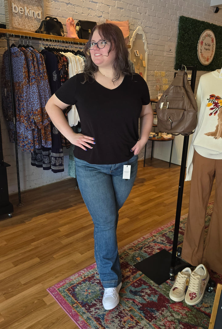 Judy Blue Petite Tummy Control Flare