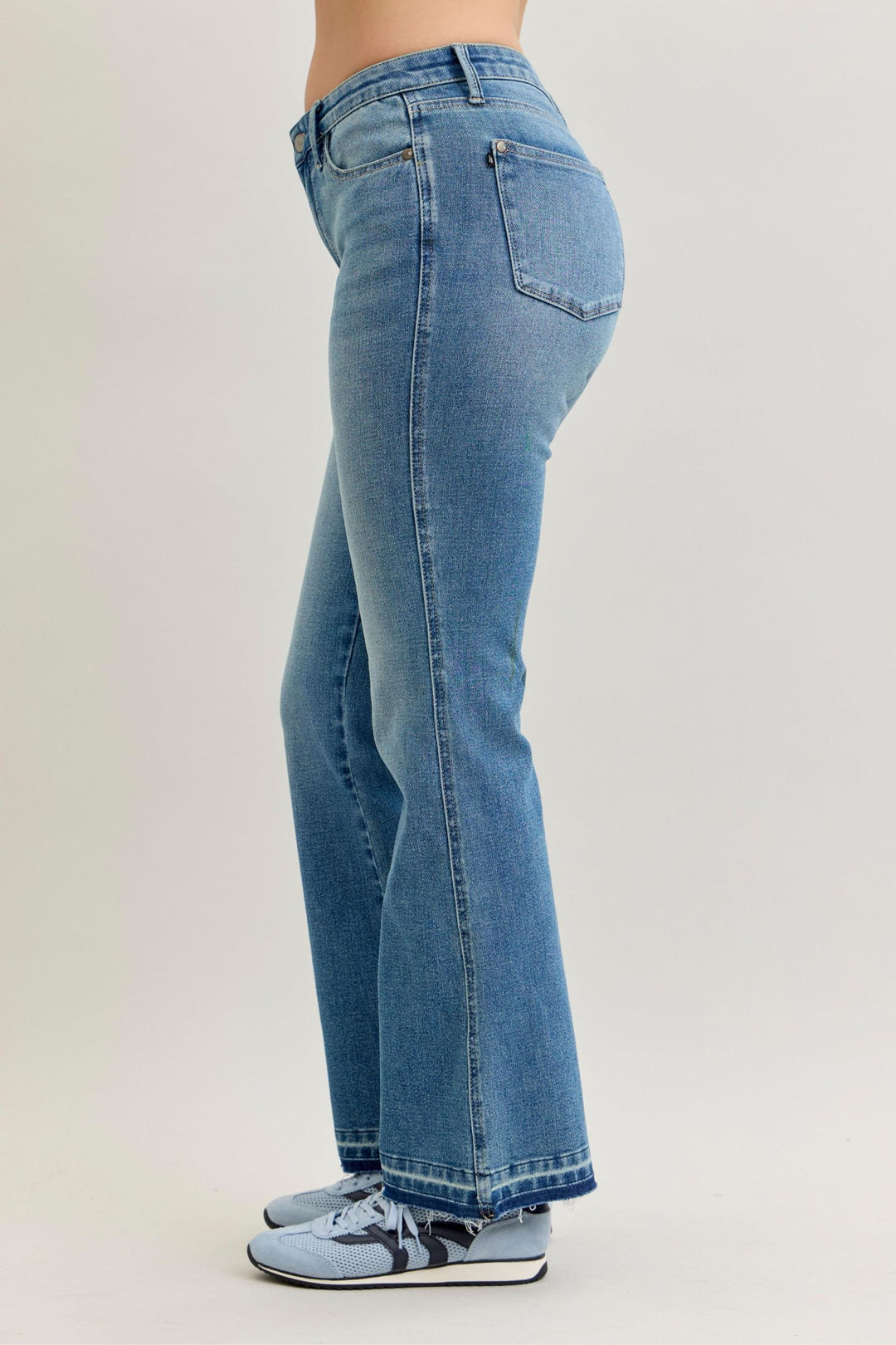 Judy Blue Mid-Rise Tummy Control Slim Bootcut