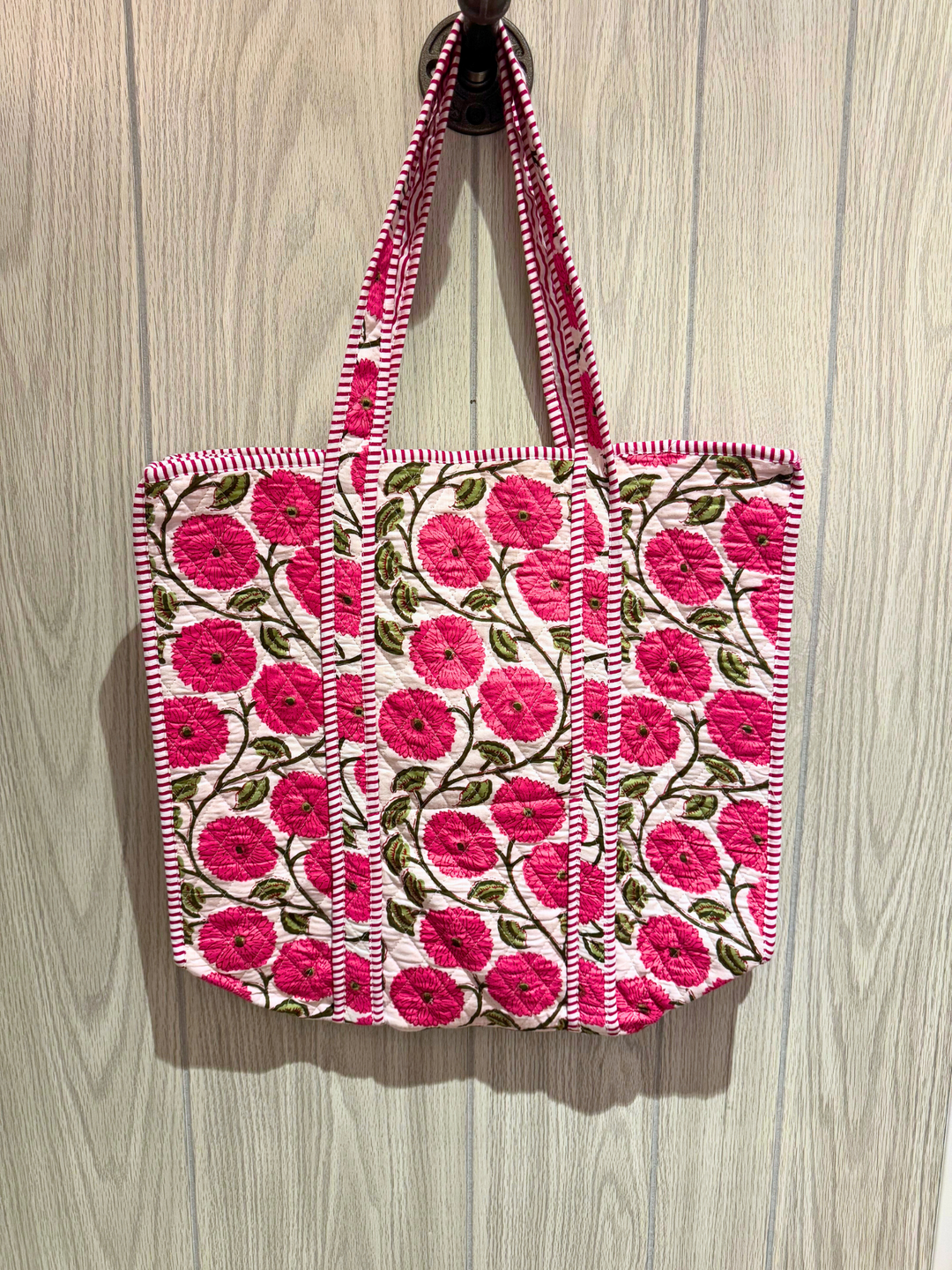pink flower pattern tote bag