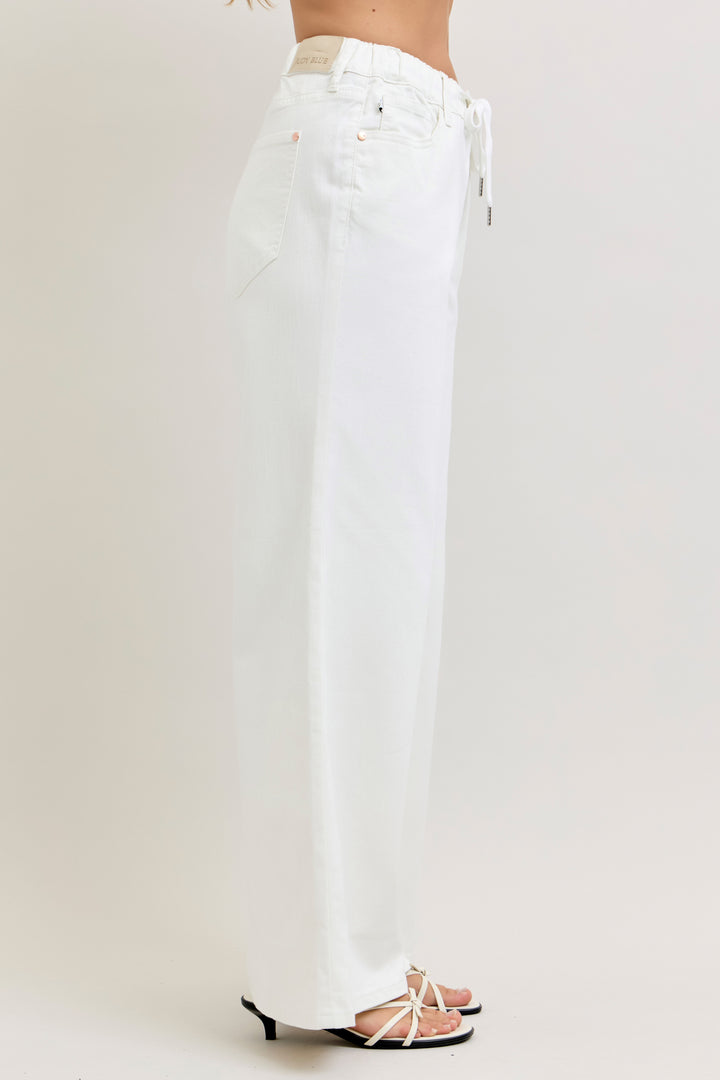Judy Blue Featherweight Palazzo in White