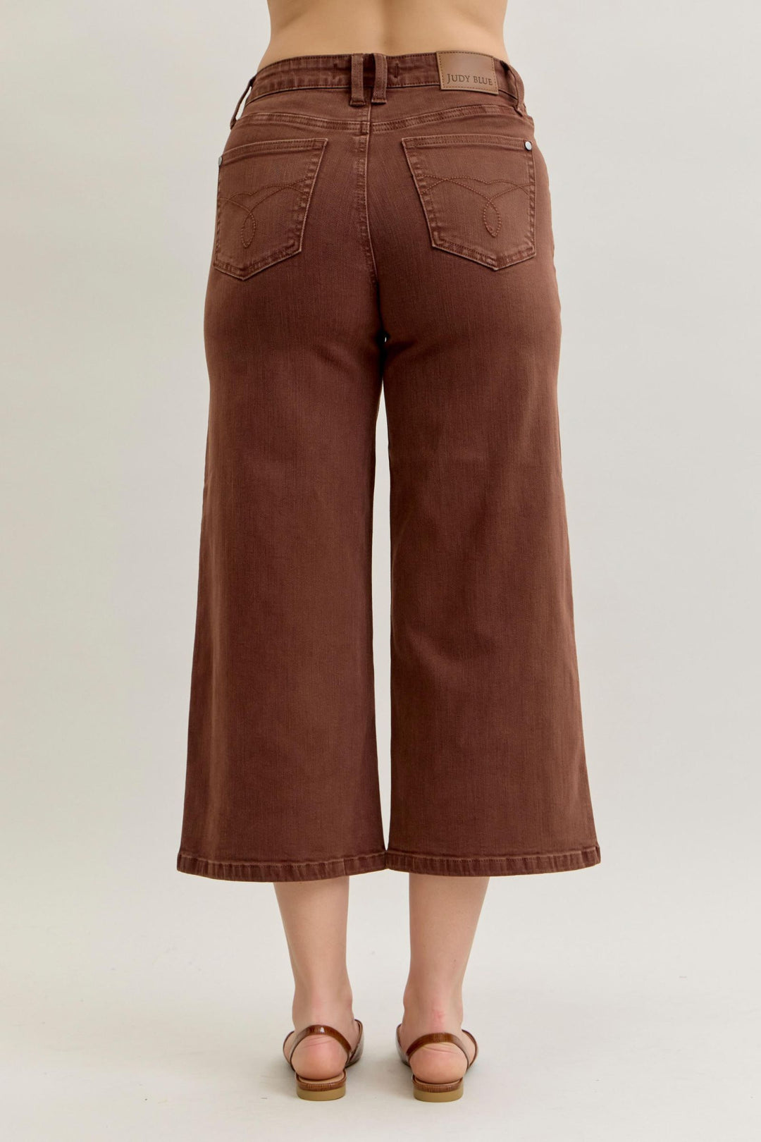 Judy Blue Wide Crop Jeans in Maple