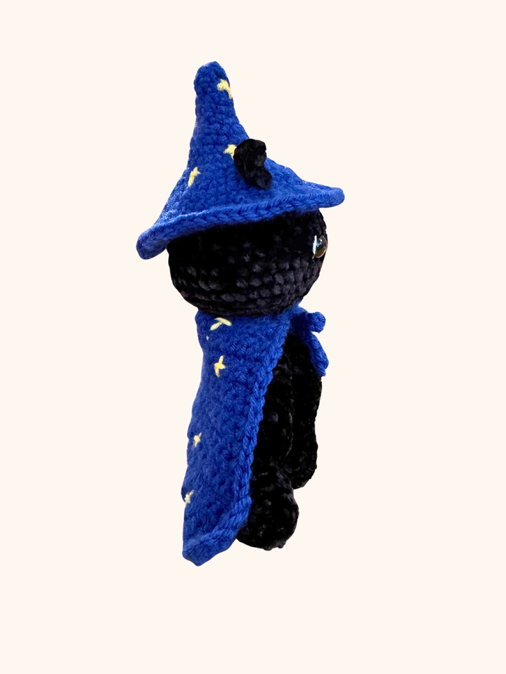 Crochet Halloween Wizard Kitty