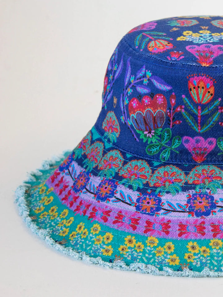 Sandy Days Bucket Hat - Navy Folk Flower