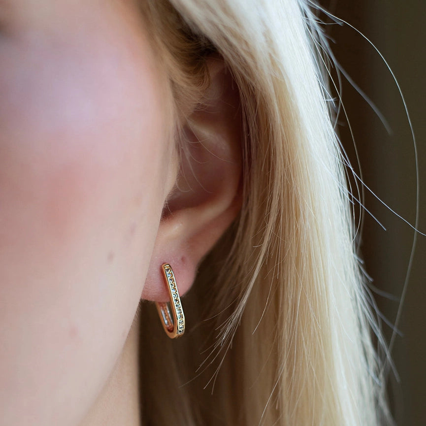 Rhinestone Oval Gilded Gold Earrings