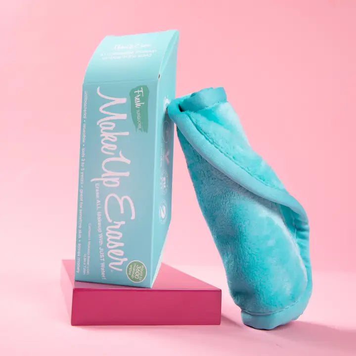 Fresh Turquoise Full Size MakeUp Eraser