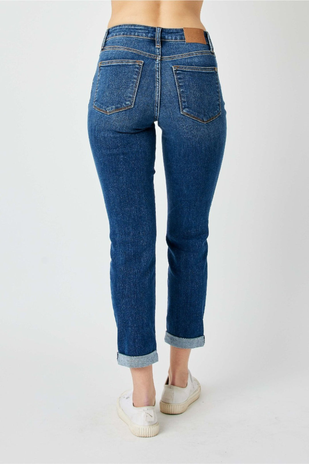 Judy Blue Mid Rise Slim Fit