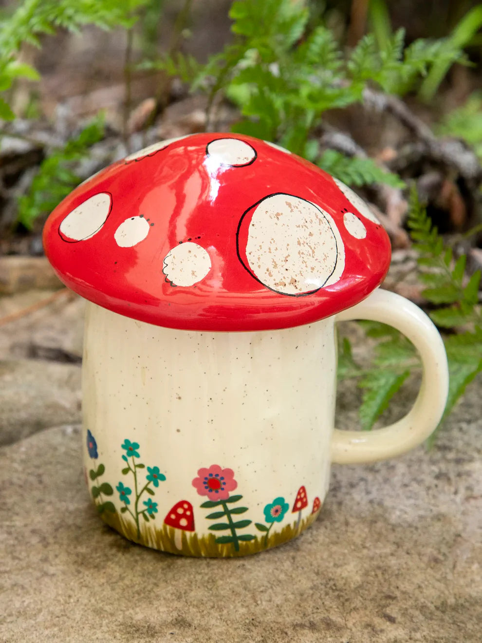 Lidded Ceramic Mug "Grow Your Own Way" Mushroom