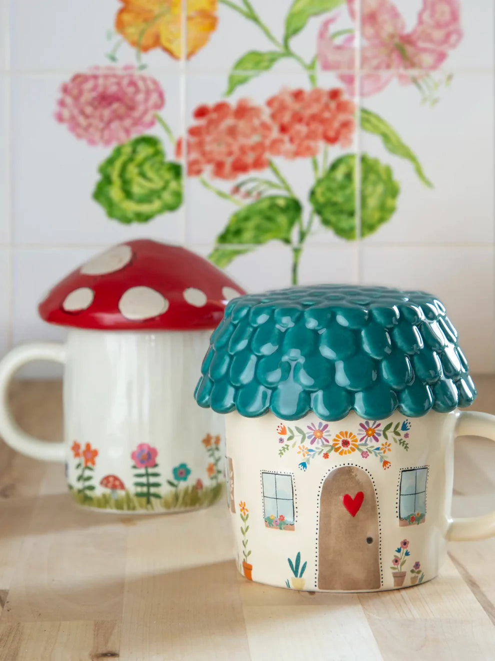 Lidded Ceramic Mug "Grow Your Own Way" Mushroom