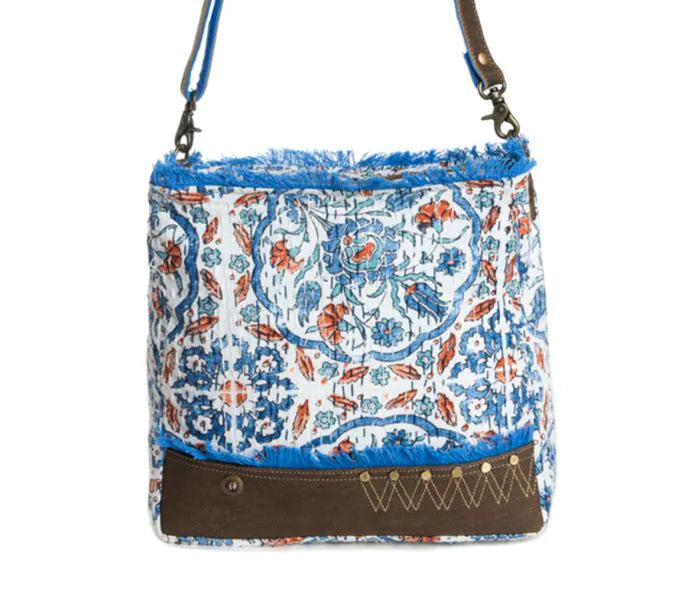 Myra Bag Whispers of the Wildflowers Messenger Bag