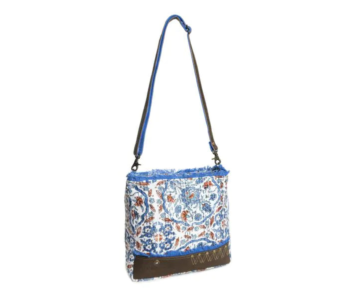 Myra Bag Whispers of the Wildflowers Messenger Bag