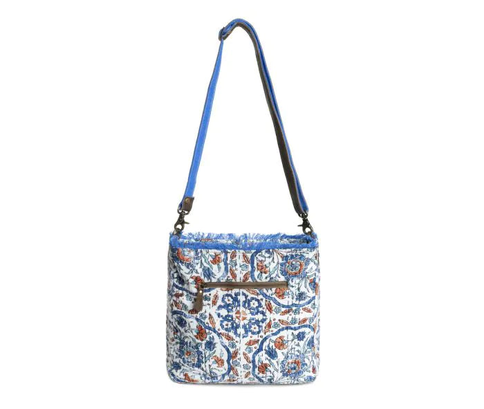 Myra Bag Whispers of the Wildflowers Messenger Bag